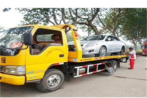 龙里附近24小时汽车拖车服务热线