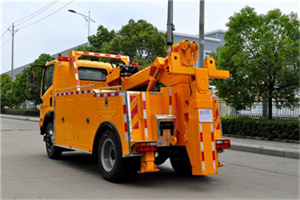 龙里高速路拖车费